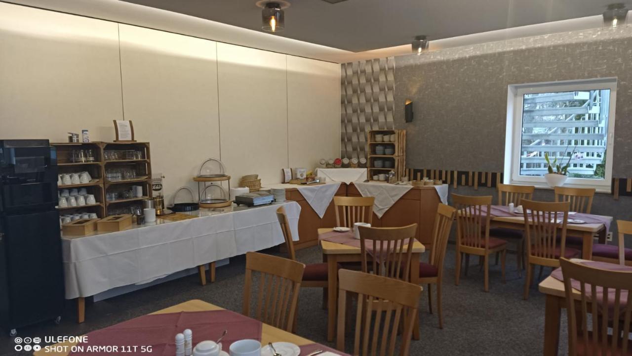 Hotel & Restaurant Zum Hirsch Romhild ภายนอก รูปภาพ